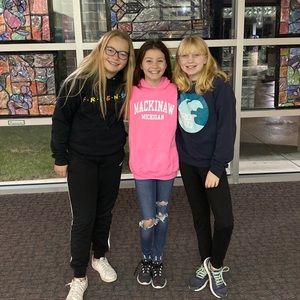 Meet your Posher, Lauren